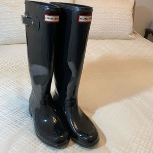 Hunter Tall Gloss Rain Boots